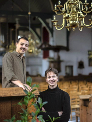 Cees Oussoren en Owen de Dood zijn begaan met het lot van dit markante rijksmonument.